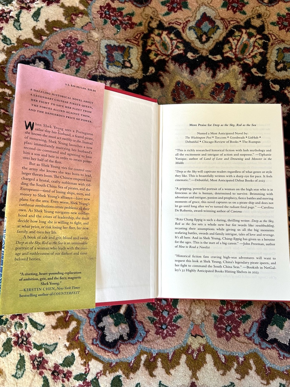 Binge-Worthy Book Bundle - Picture 7 of 13